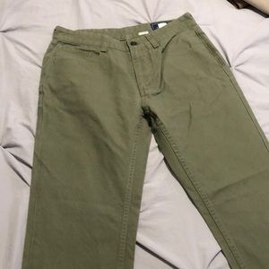 Mens Vineyard Vines pants - dark green 30x32, no rips, stains, or tears